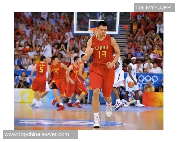 姚明入选篮球名人堂，成为中国第一位入选者