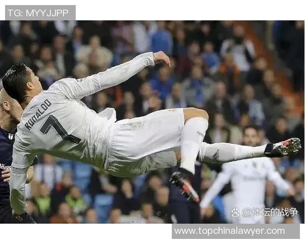 西班牙传奇巴菲尔认为西甲新星已经远超梅西、C罗